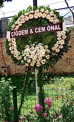 Beyaz Çelenk
